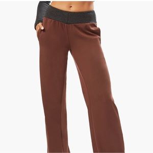 NWT: WWW Low RIse Suiting V Pant